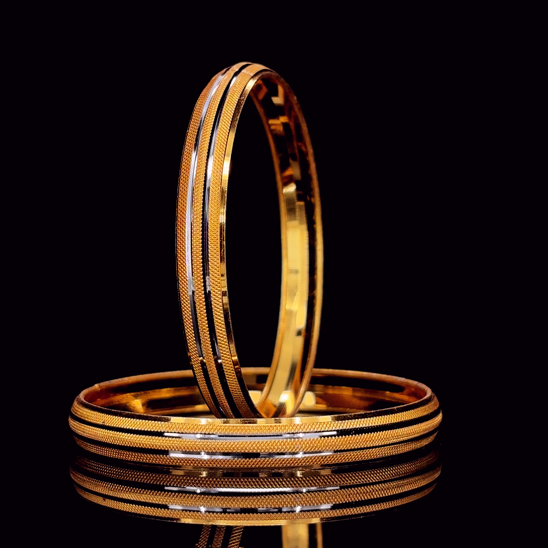 Aarna Bangles (Set of 2)