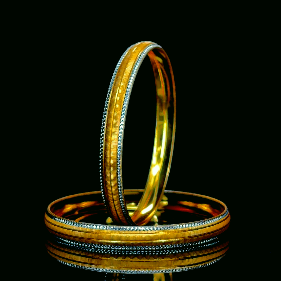 Aurika Bangles (Set of 2)